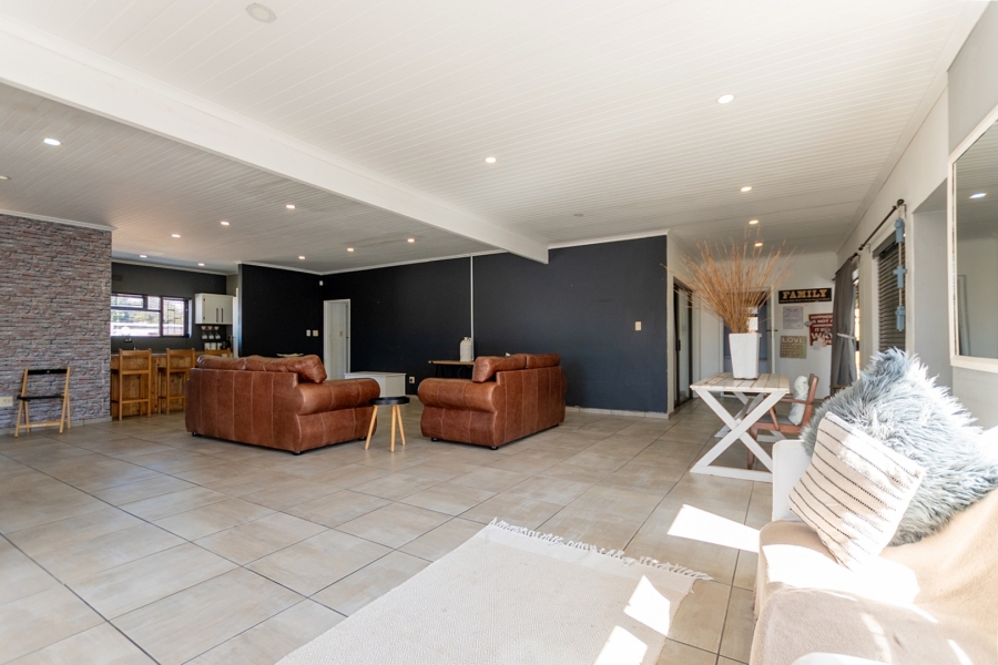 4 Bedroom Property for Sale in Laaiplek Western Cape